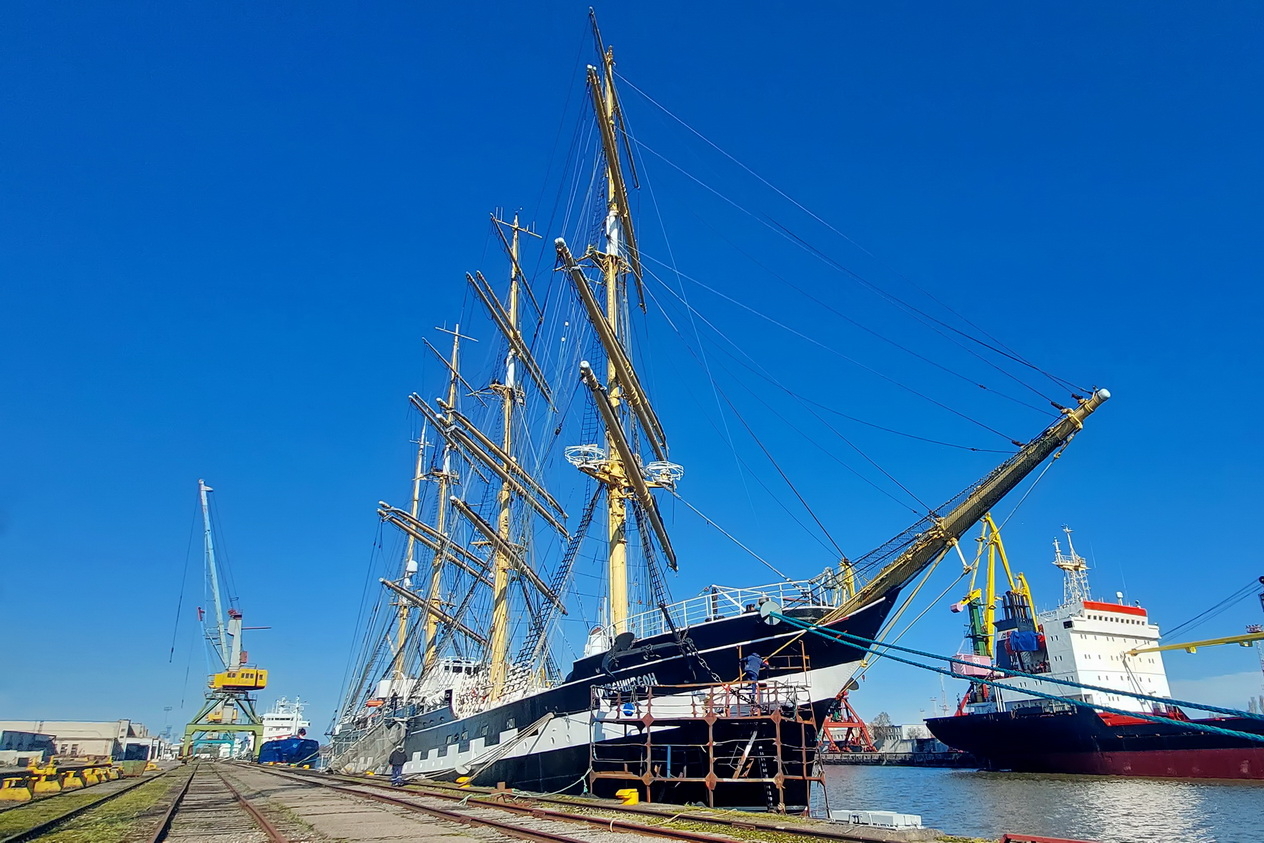 Барк «Крузенштерн» выйдет в море после четырехлетнего перерыва