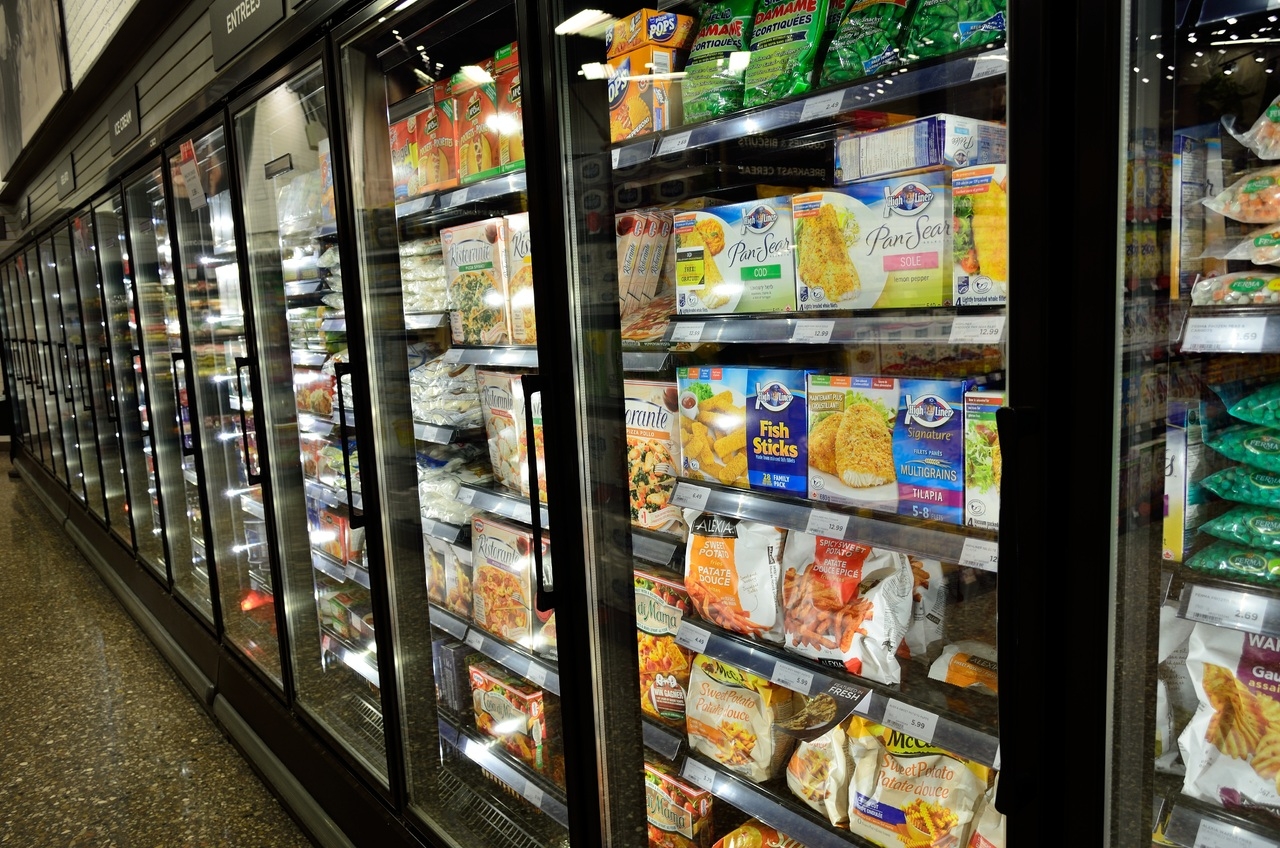 «От 750 рублей за каждый товар»: Россиянам, которые покупают продукты в магазинах, объявили о 3 компенсациях