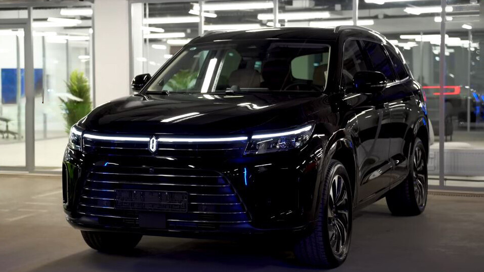 Дорогостоящие авто для чиновников Севастополя начали оформлять в лизинг