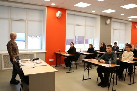 В России вводят новые штрафы за обиду учителей