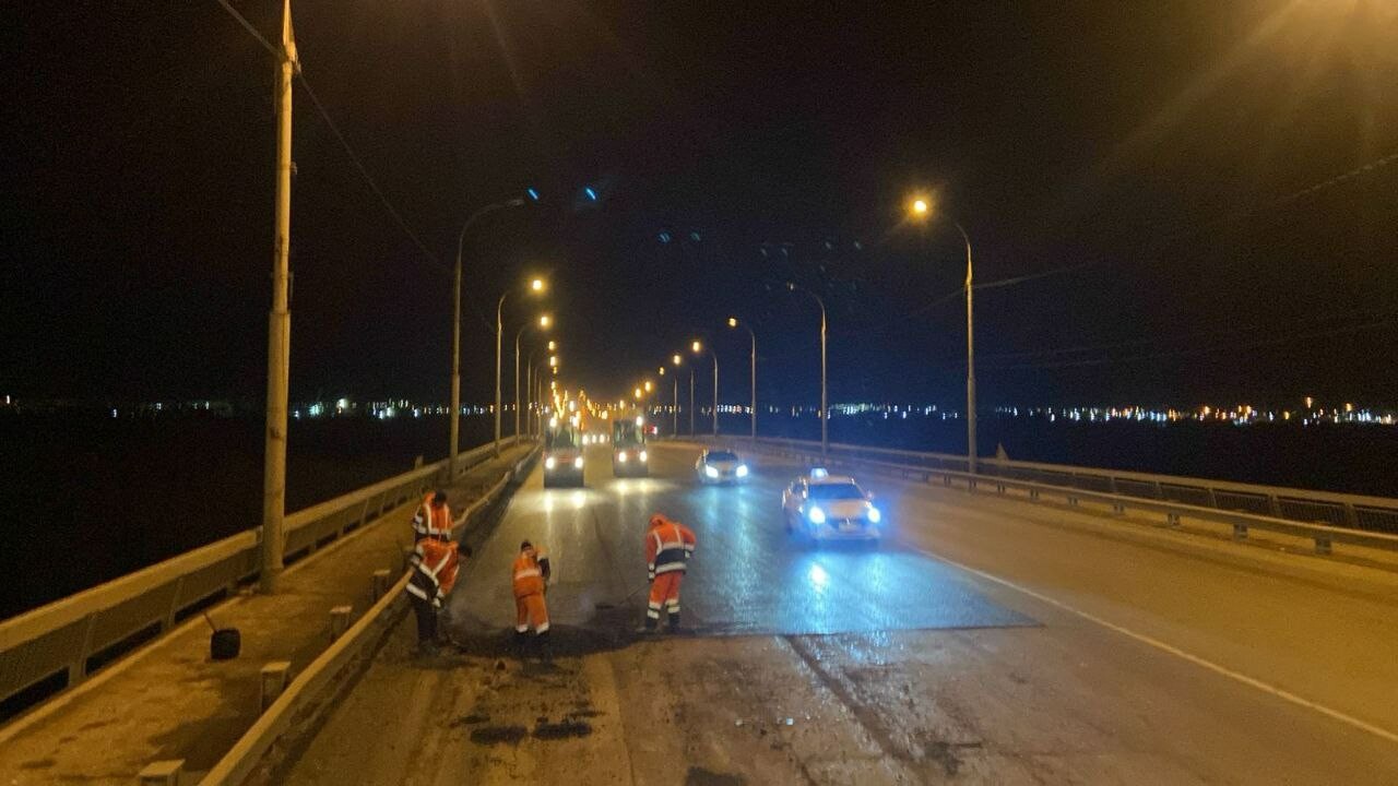 В Астрахани идет ремонт сразу двух ключевых мостов