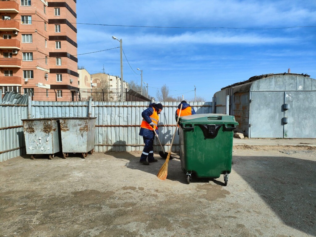 «ЭкоЦентр» установит в Астрахани 1000 новых мусорных контейнеров