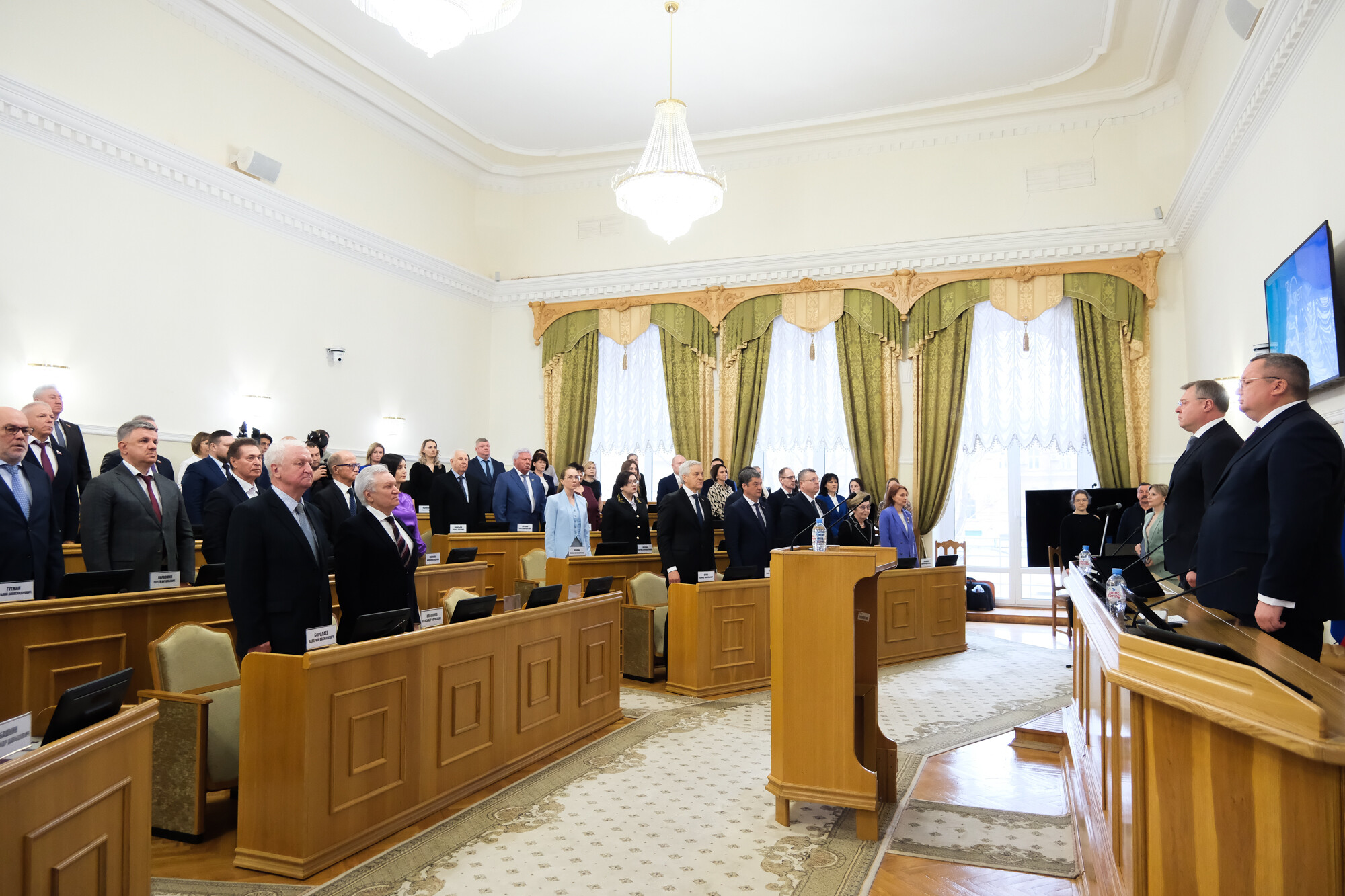 В Астраханской области усовершенствуют систему единовременной выплаты для детей-сирот