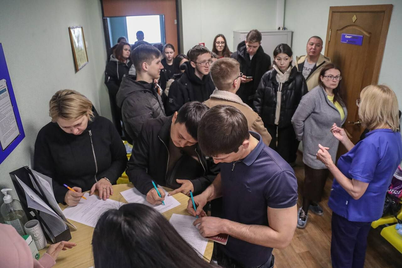 Астраханцы активно сдают кровь для помощи пострадавшим в трагедии в «Крокус Сити Холле»