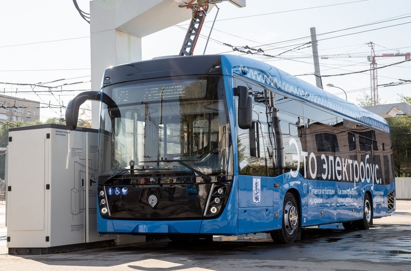 На автобусные маршруты Петербурга в 2024 году выйдет 100 электробусов