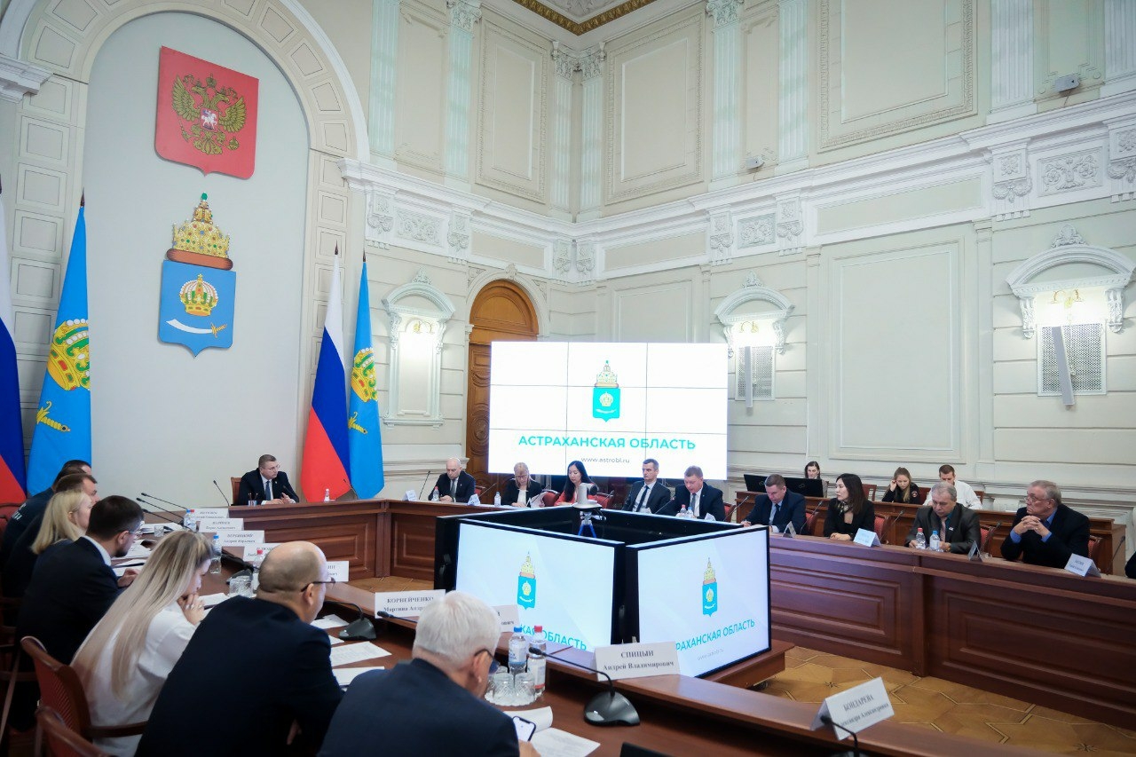 На пост главы минстроя и ЖКХ Астраханской области нашлось восемь кандидатов