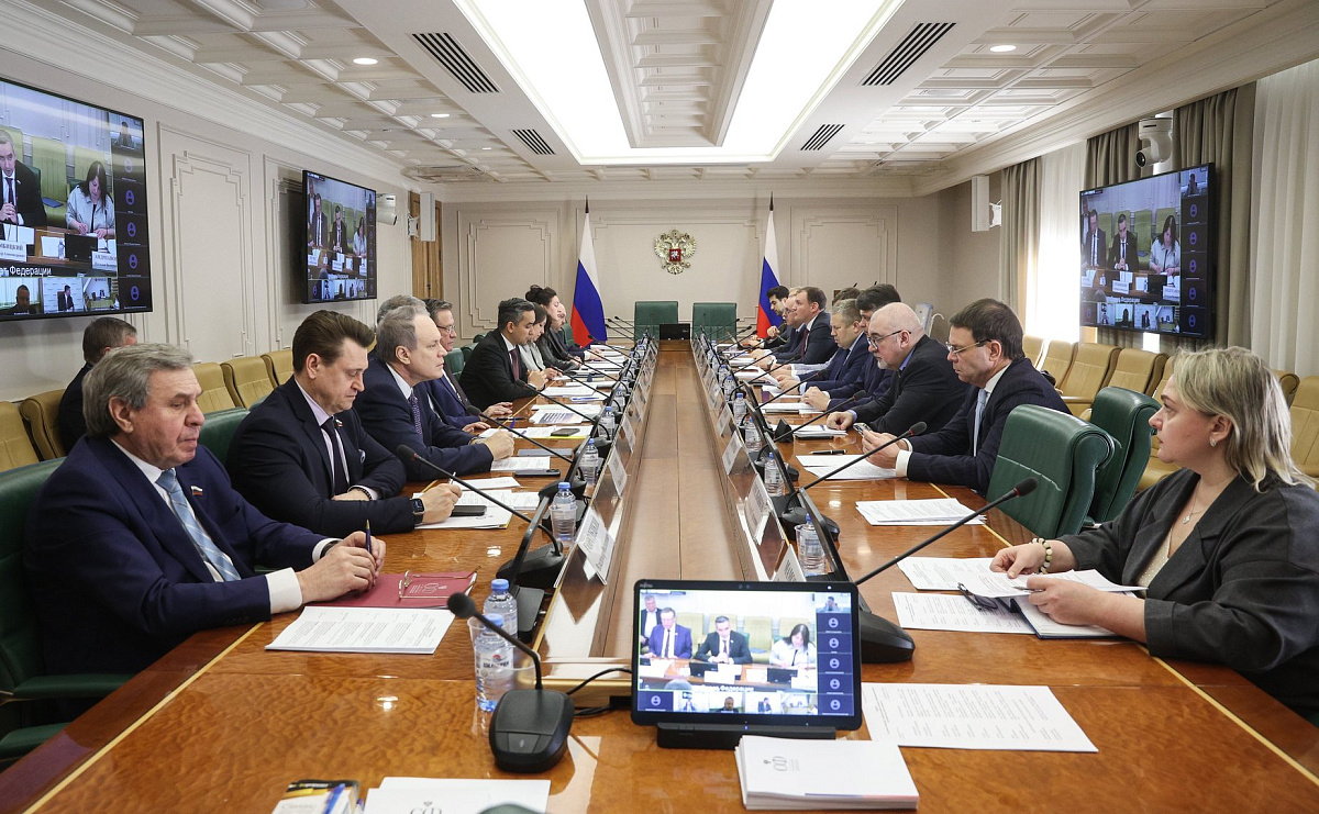 В Калининградской области отчитались о совершенствовании программ авиаперевозок