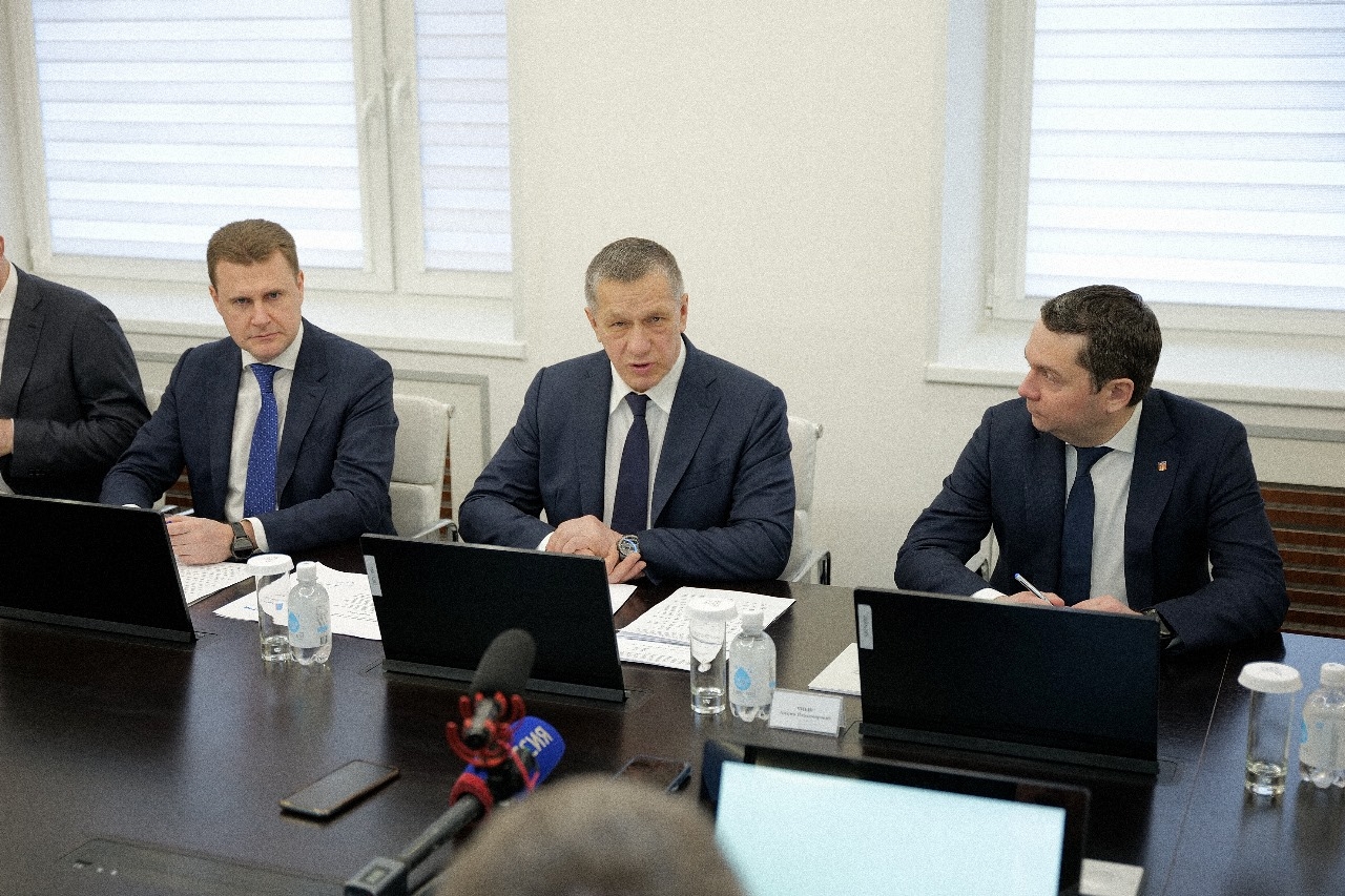 В Мурманской области создадут мастер-план второго этапа развития порта «Лавна»
