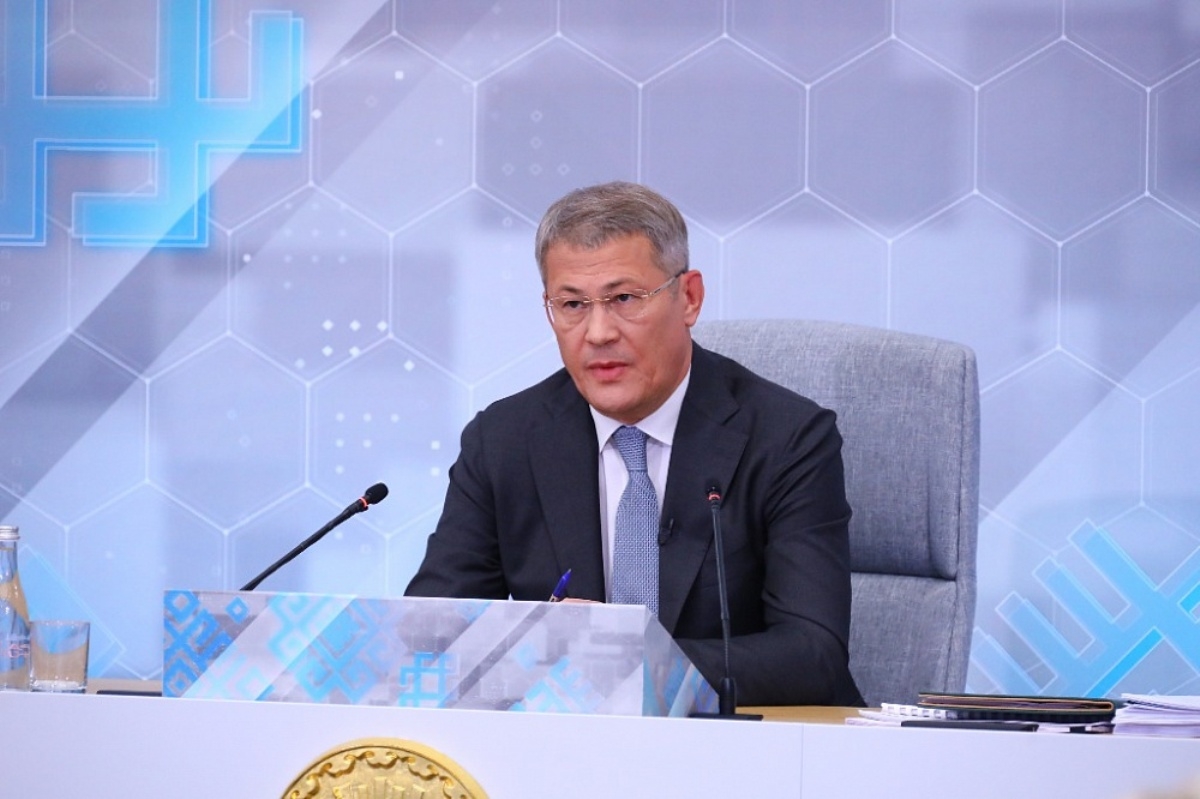 Радий Хабиров встряхнул систему образования