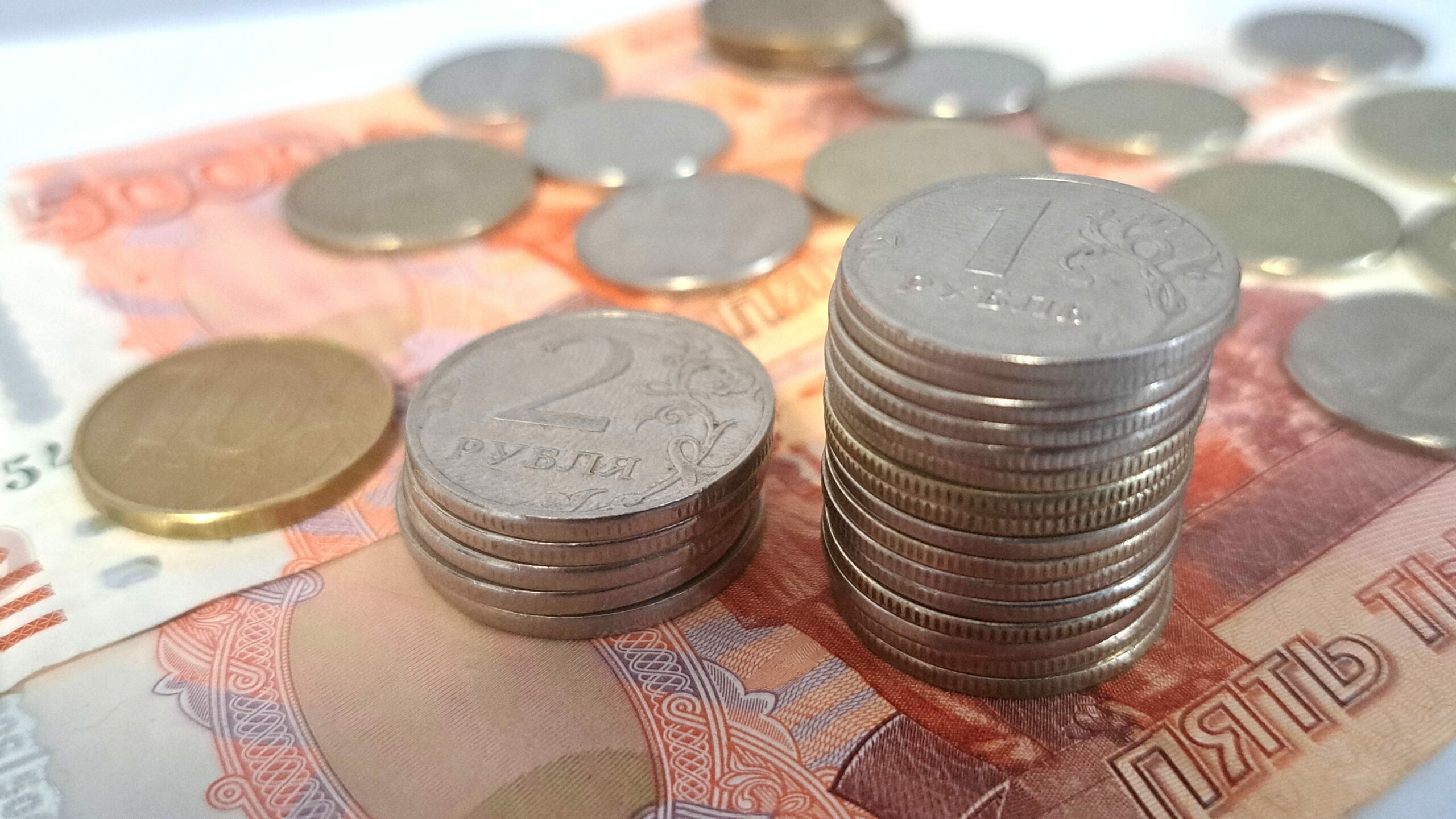 Петербургу предоставят около 100 млрд рублей на крупные дорожные объекты