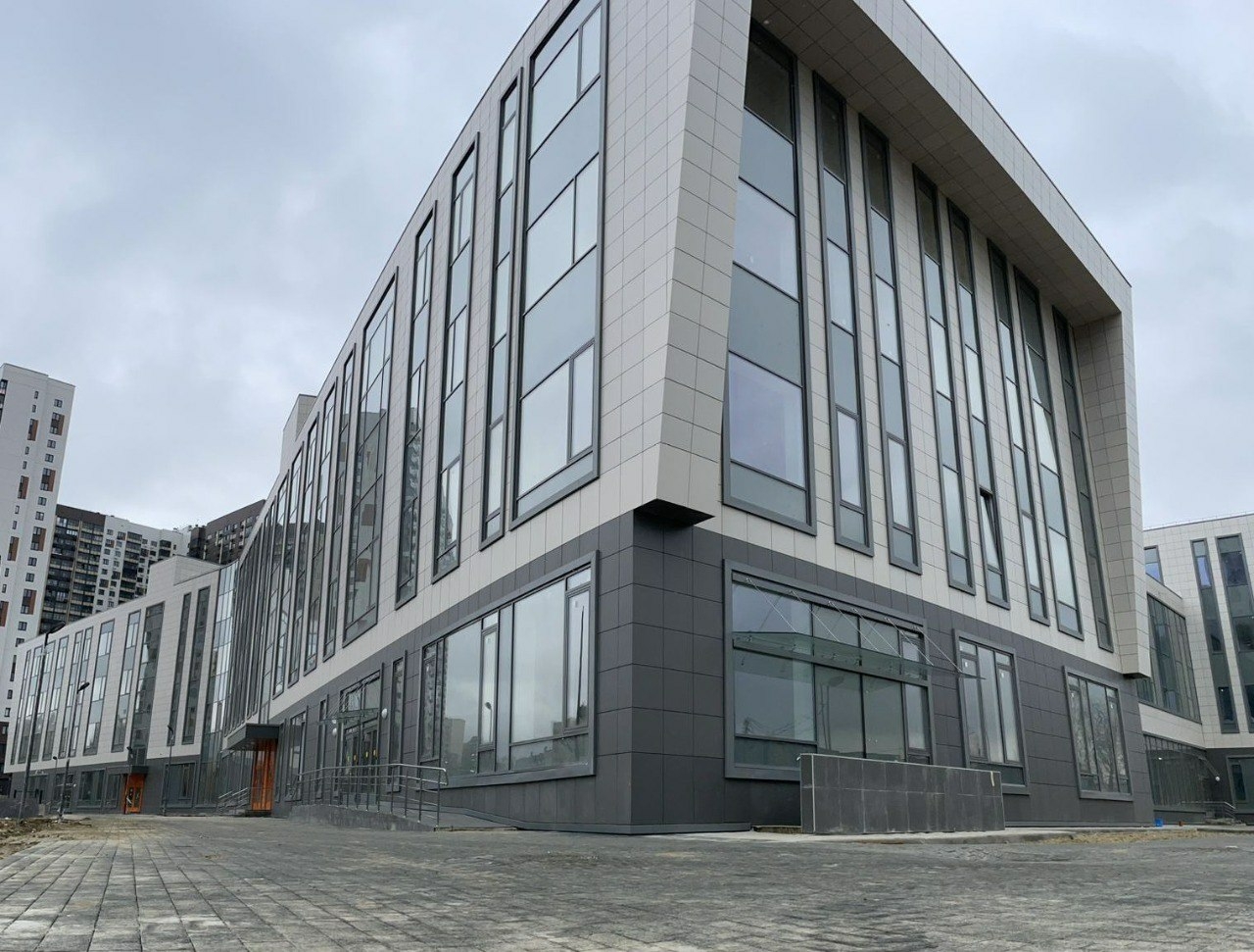 В ЖК «Первый Лермонтовский» в Люберцах построили школу на 1500 мест