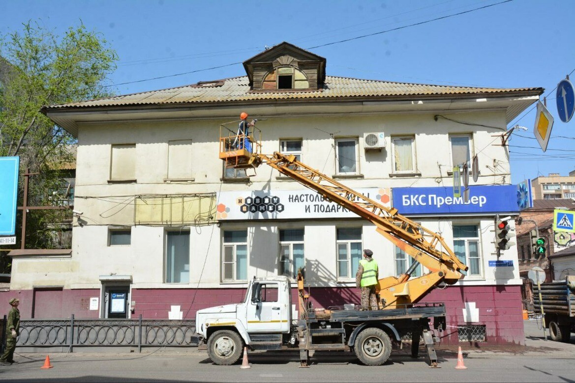 В Астрахани продолжаются масштабные работы по уборке