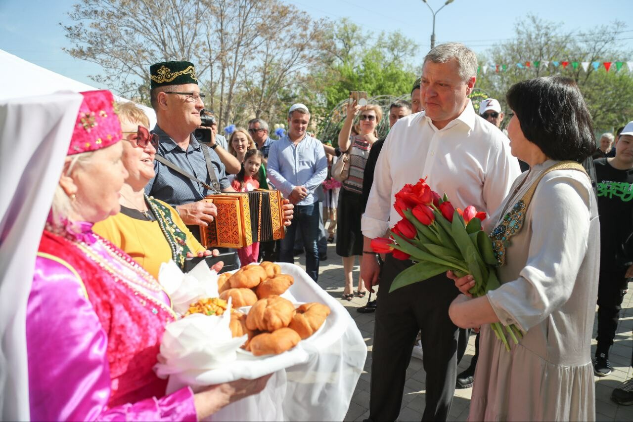 Национально-культурные общества Астраханской области поддержали Игоря Бабушкина в решении идти на второй срок