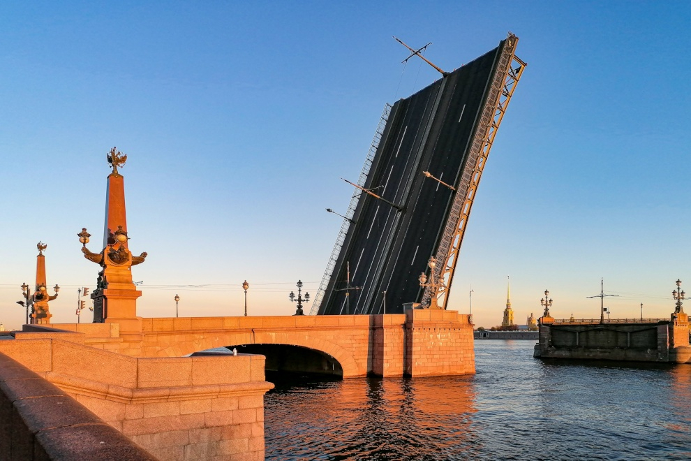 Мосты Петербурга 29 ноября разведут последний раз перед зимовкой