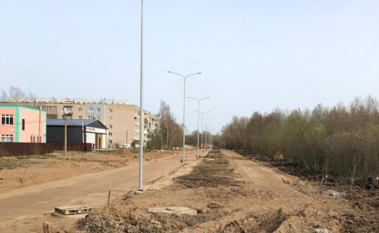 Дорога стоимостью 153,5 млн рублей в Новгороде готова на 70%