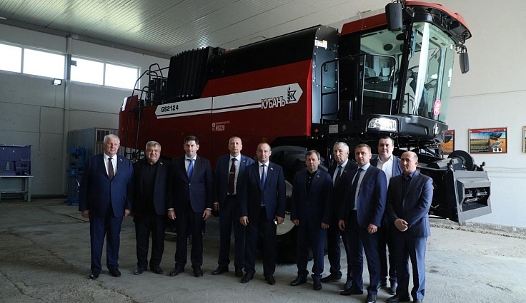 К 2025 году комбайновый «Кубань» наладит выпуск 270 сельхозмашин 
