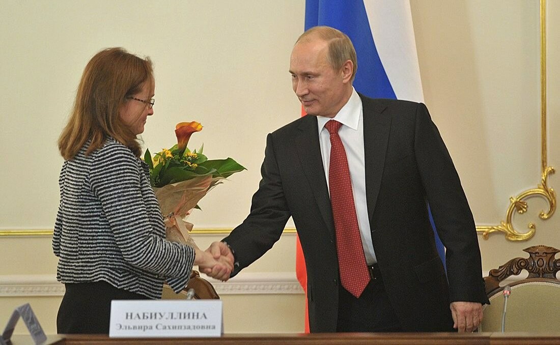 АБН24: у Запада проблемы — Кремль провернул гениальную сделку с госдолгом США и золотом