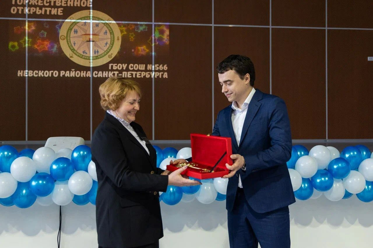 В Рыбацком открылась новая школа на 825 мест