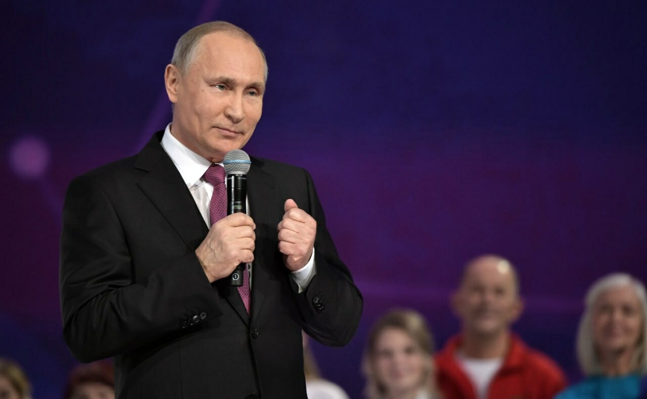 Путин поручил вывести Россию на четвертое место в мире по ВВП