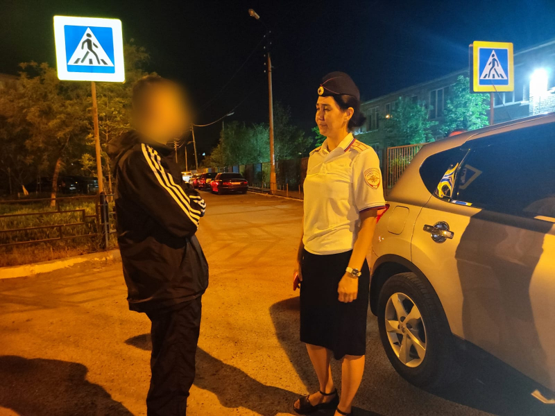 Полицейские устроили охоту на подростков ночью в Астрахани 