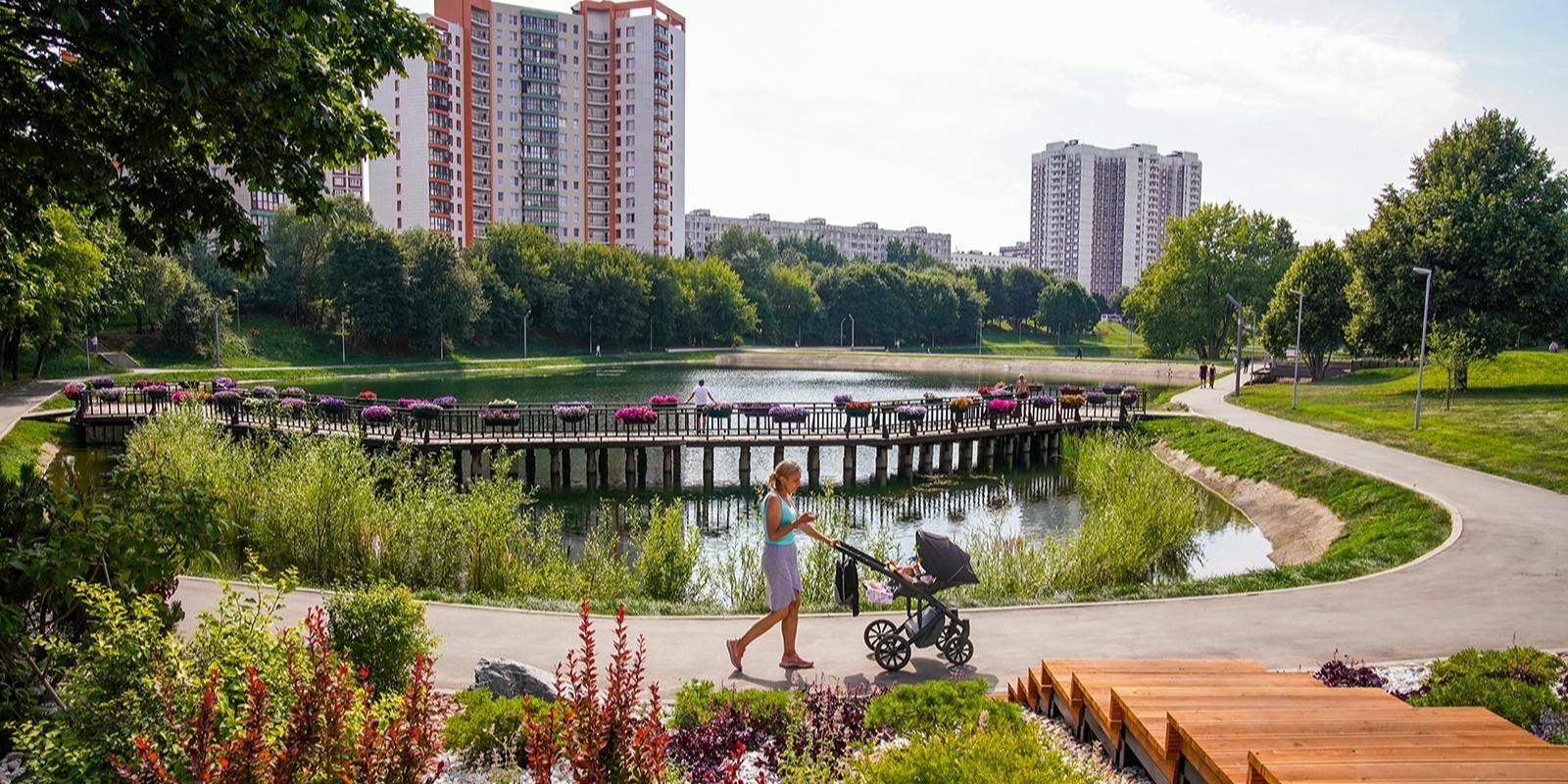 До конца года на юге Москвы благоустроят четыре общественных пространства