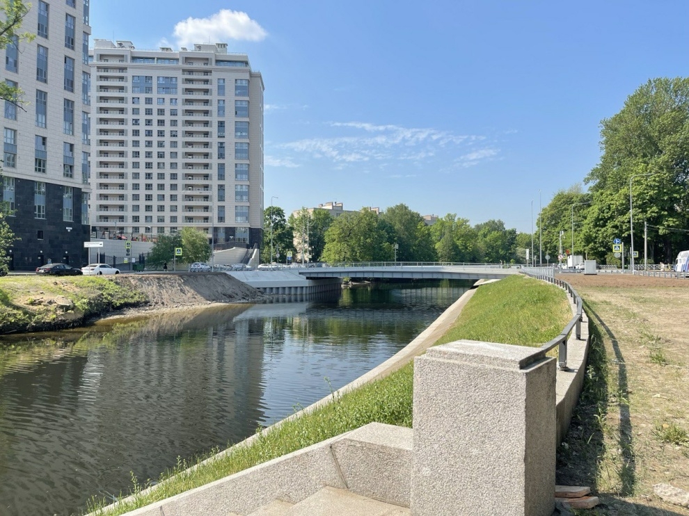 В Петербурге открыли новый мост через Черную речку