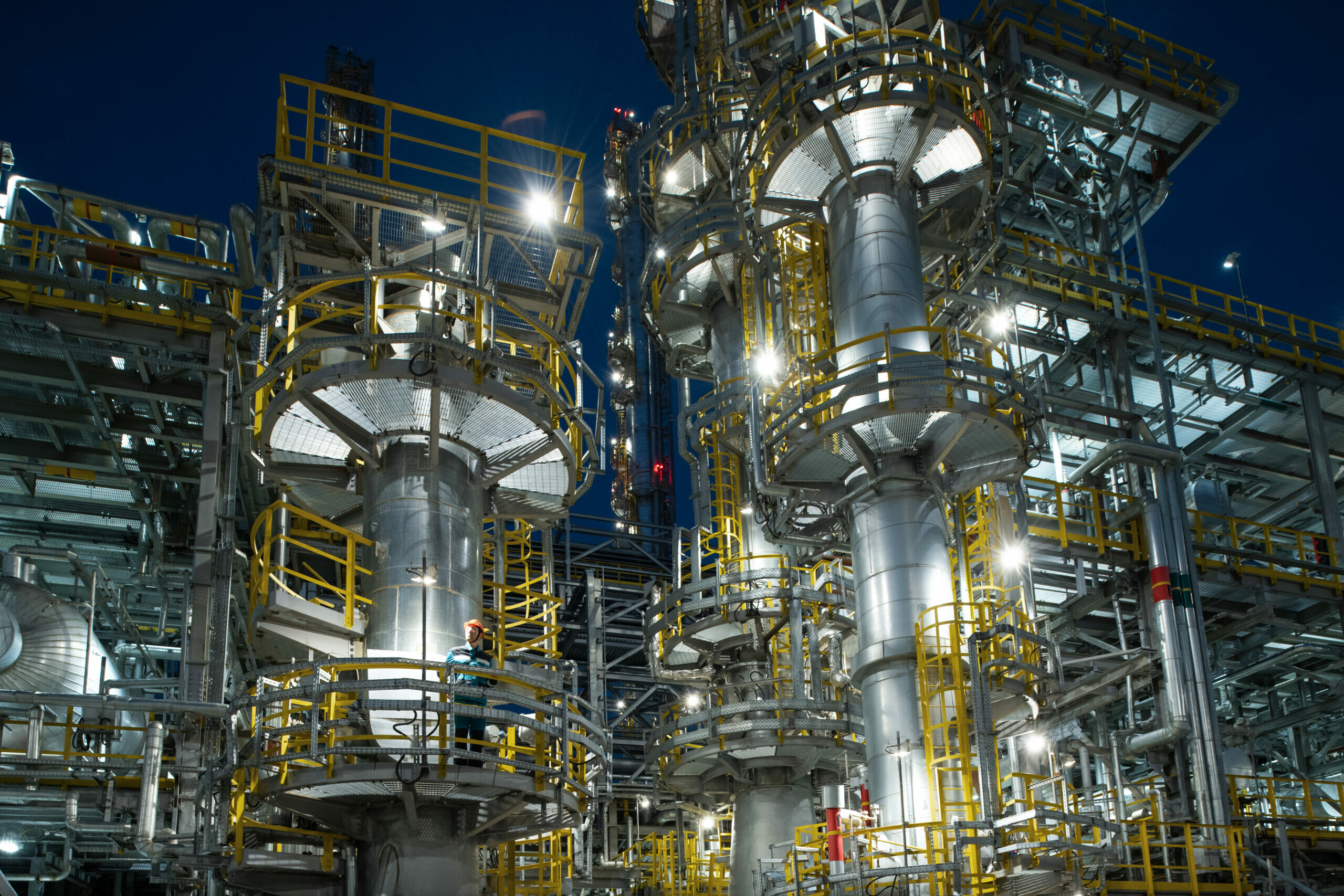 «ЗапСибНефтехим» и импортонезависимость российских производителей