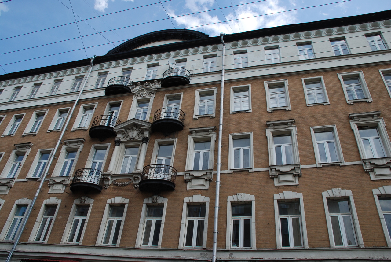 На ремонт домов в Нагатино-Садовниках выделят более 30 млн рублей