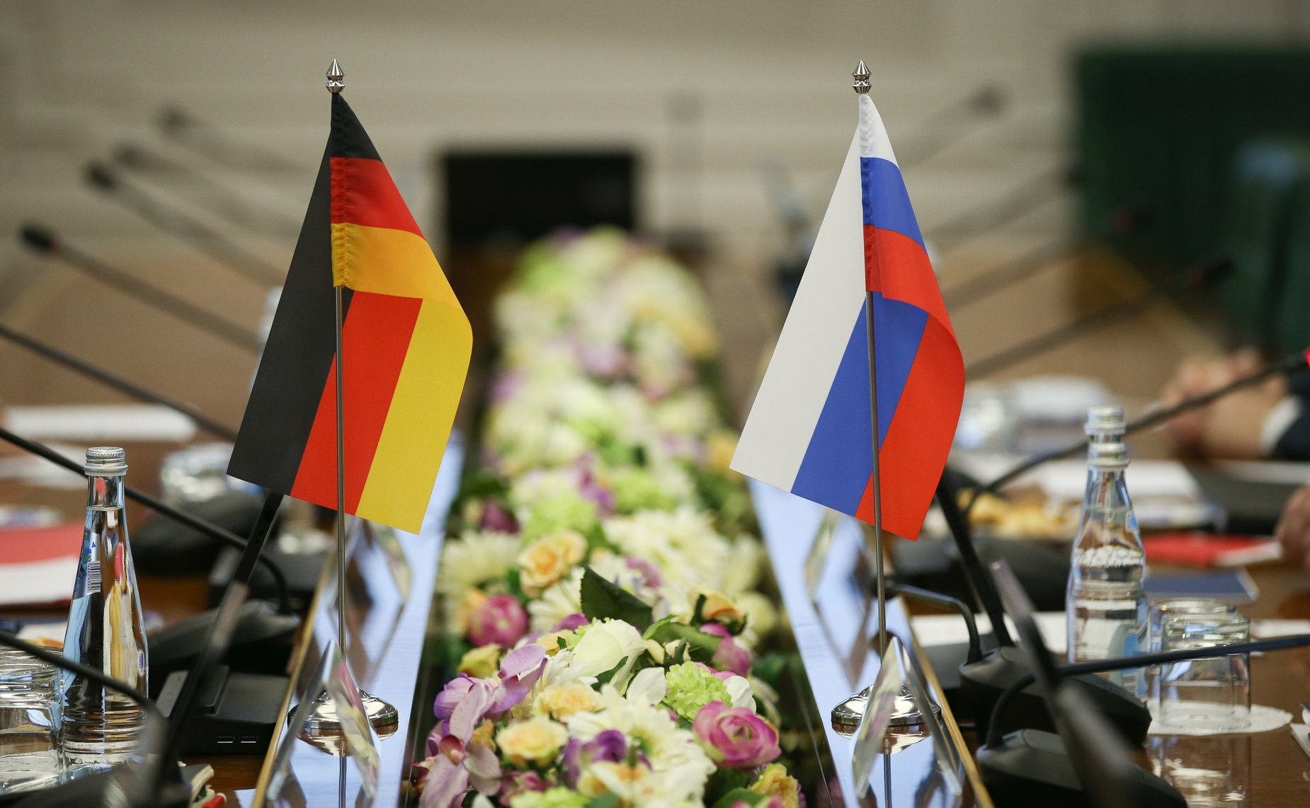 Россия приложила руку: названа причина затяжного кризиса в Германии