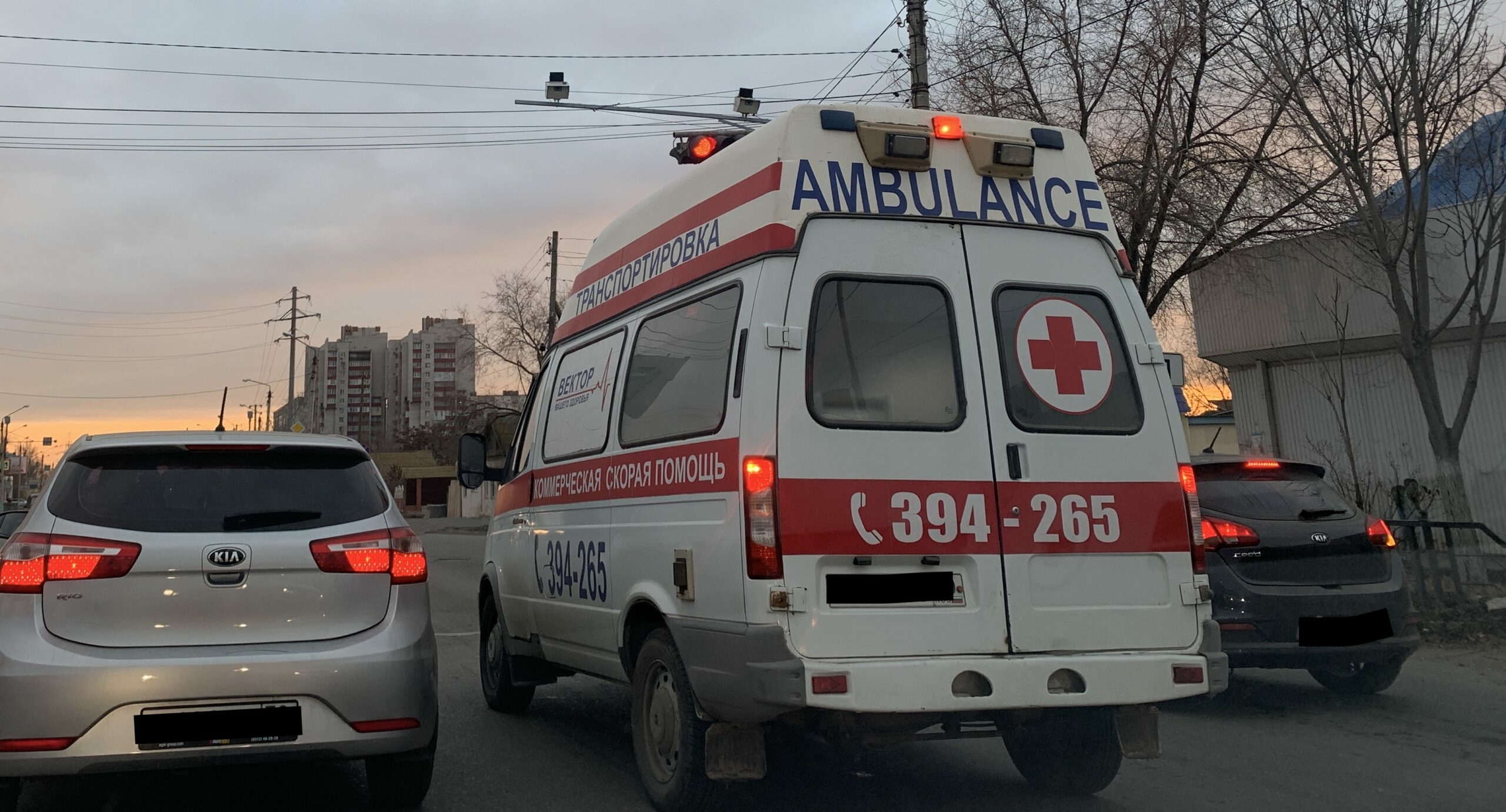 В Госдуме предложили увеличить штрафы за блокирование скорой в семь раз