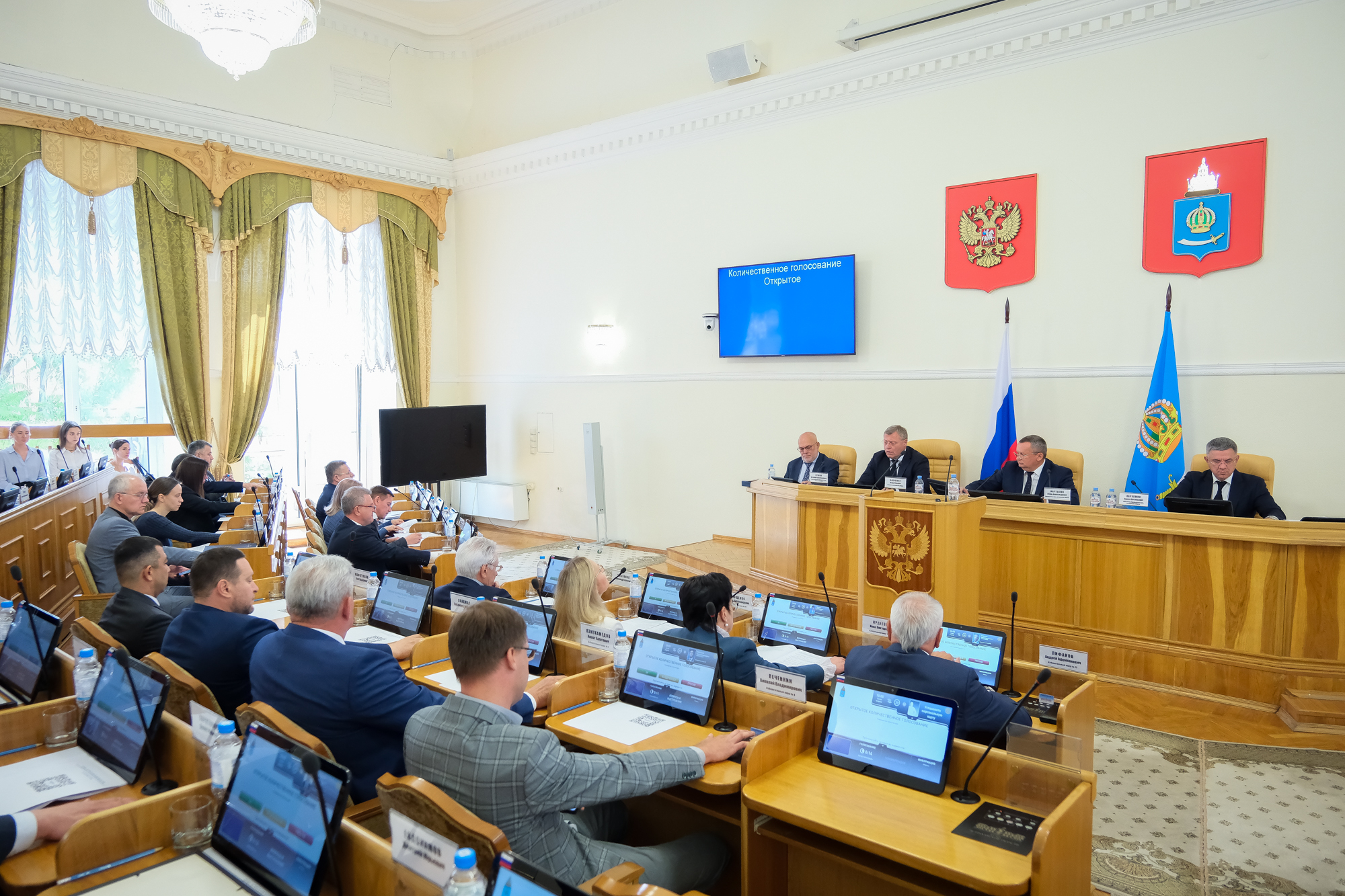 Инициативу астраханских депутатов о поддержке медиков в зоне СВО одобрило правительство РФ