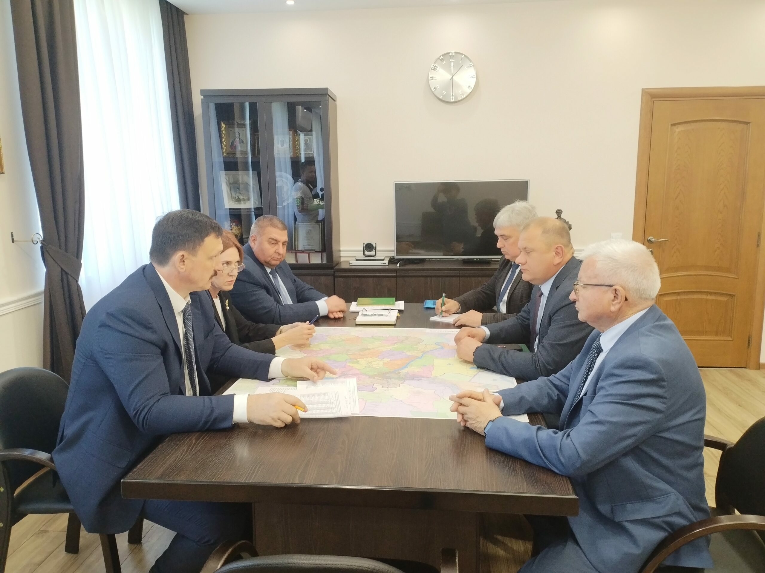 В Волгоградской области в сжатые сроки обследовали пораженные посевы