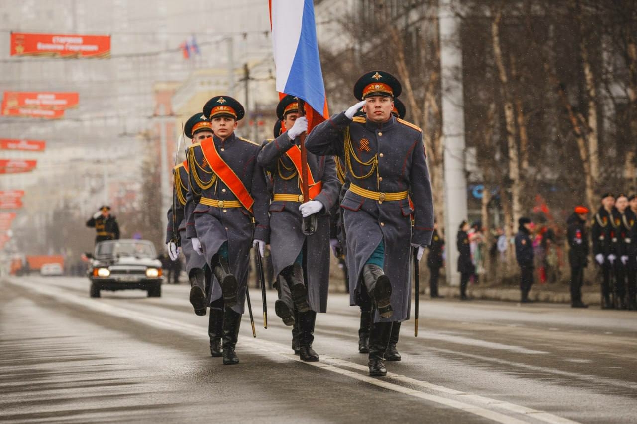 В Мурманске состоялся парад в честь 79-й годовщины Дня Победы