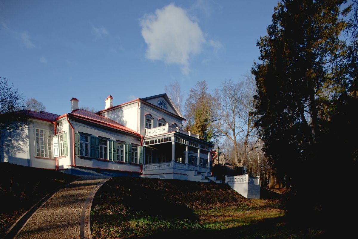 На реставрацию Музея-заповедника «Абрамцево» выделят более миллиарда рублей