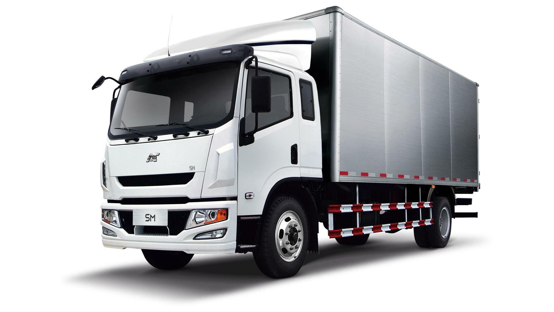 В России начались продажи калининградского грузовика Ambertruck SM