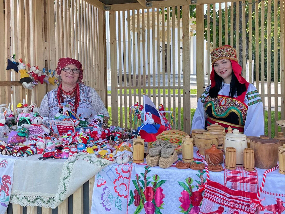 Пряники, сыры и овощи представила Курская область на Коренской ярмарке в Москве