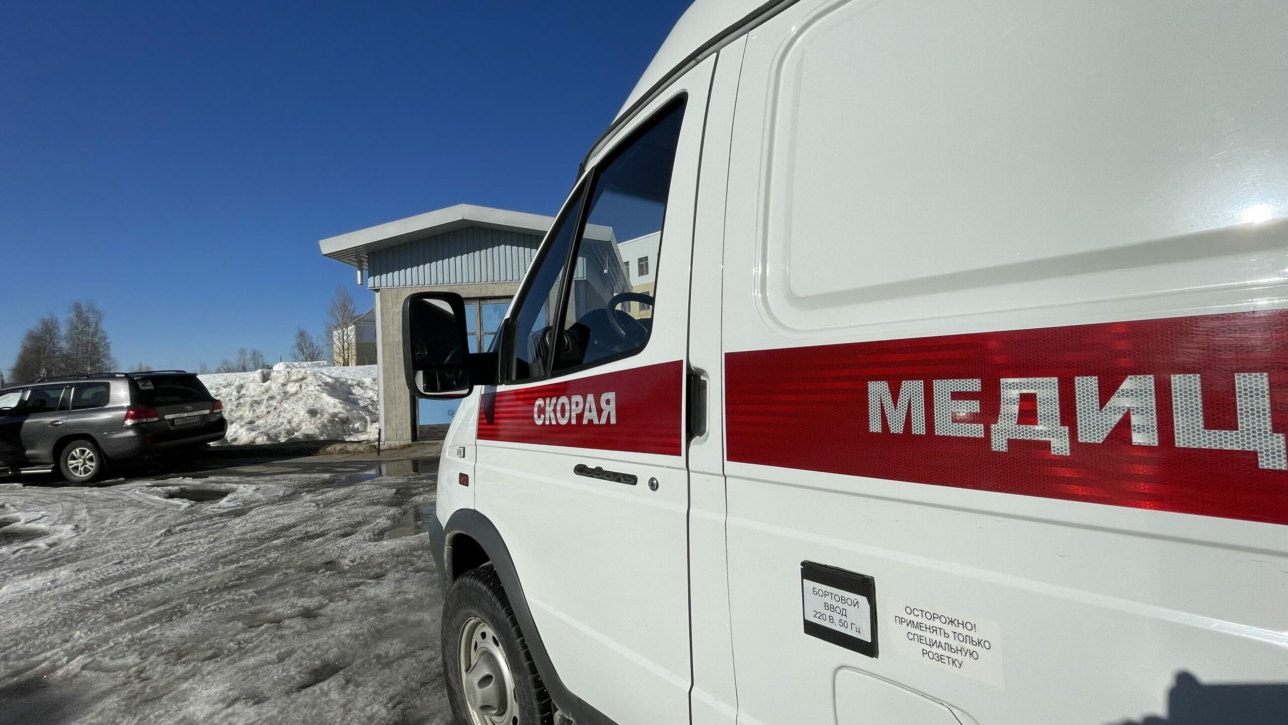 Юрий Сердечкин поздравил медицинских работников с праздником