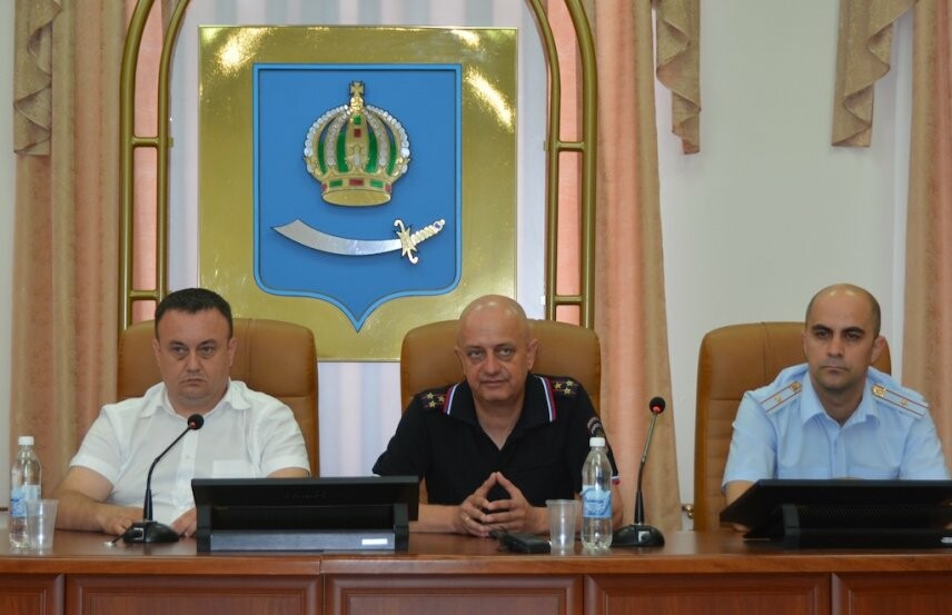 В астраханских многоэтажках усилят безопасность