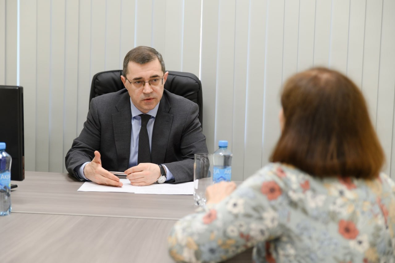 Морарь обсудил с жителями Мурманска проблемы города