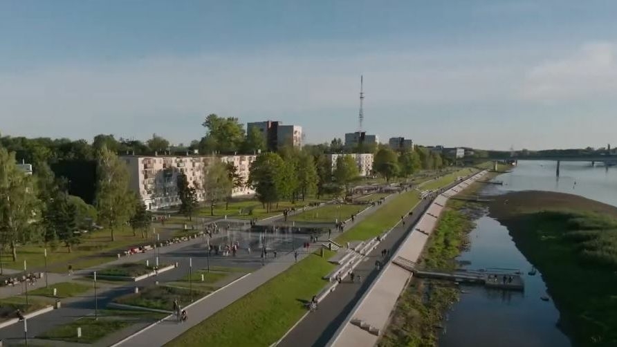 В Новгороде на набережной Невского демонтировали переходы к понтонам