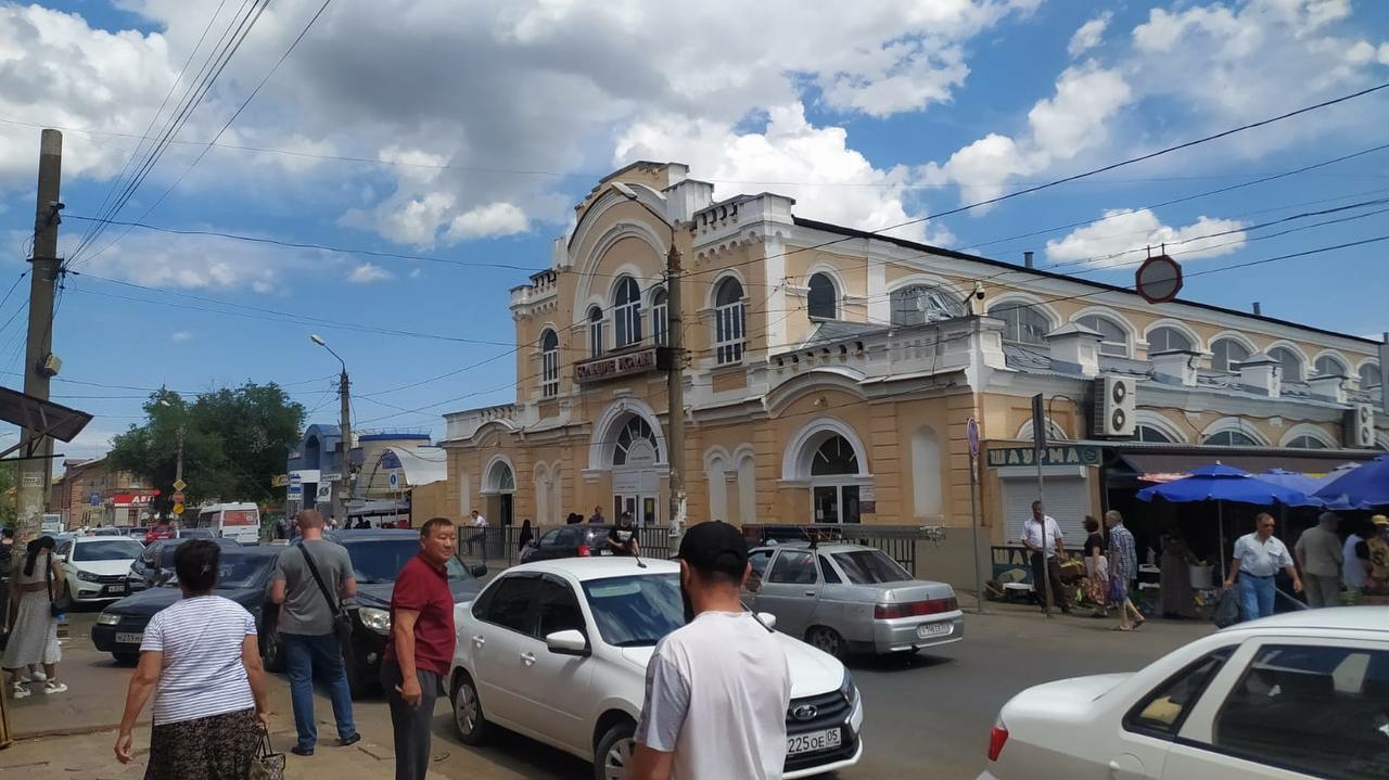 В Кировском районе Астрахани задержали 85 иностранцев 