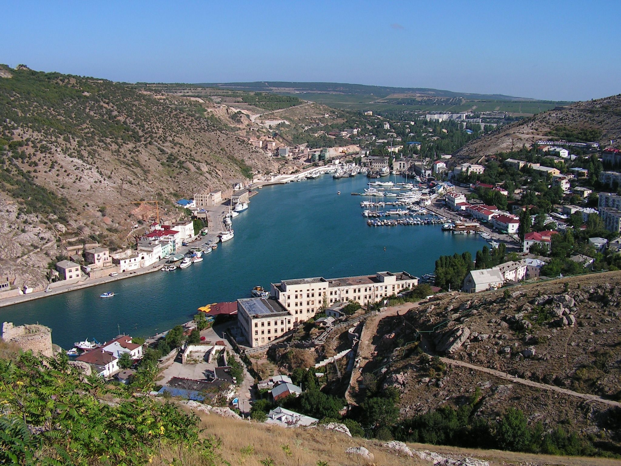 Число жертв в Севастополе от террористической атаки выросло до трех человек