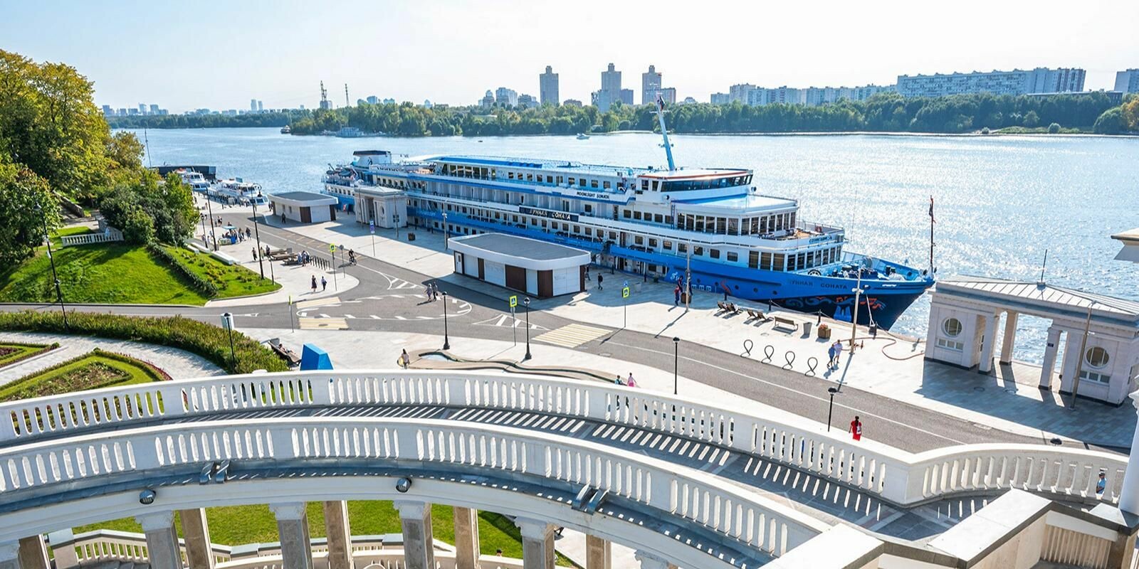 Московские вокзалы приняли и отправили 700 теплоходов с апреля 2024 года