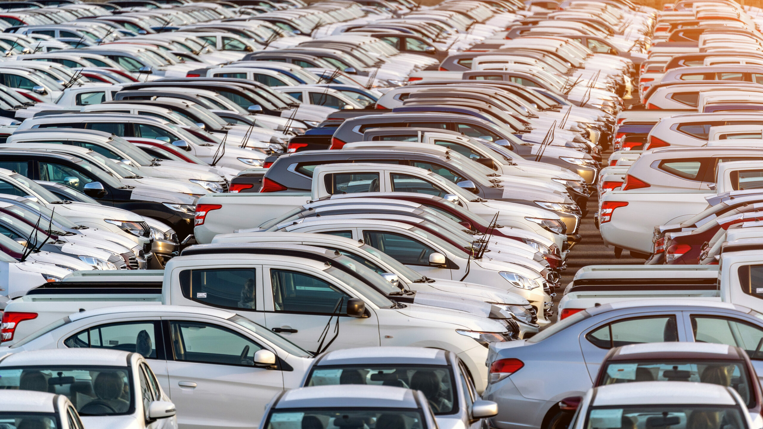 Продажи LCV в России достигли показателей 2024 года