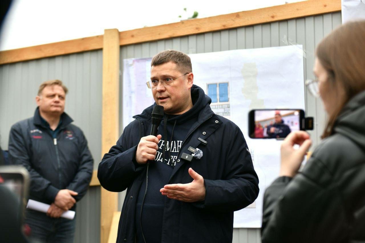 Юрий Сердечкин рассказал о ходе строительства ФОКа по улице Старостина