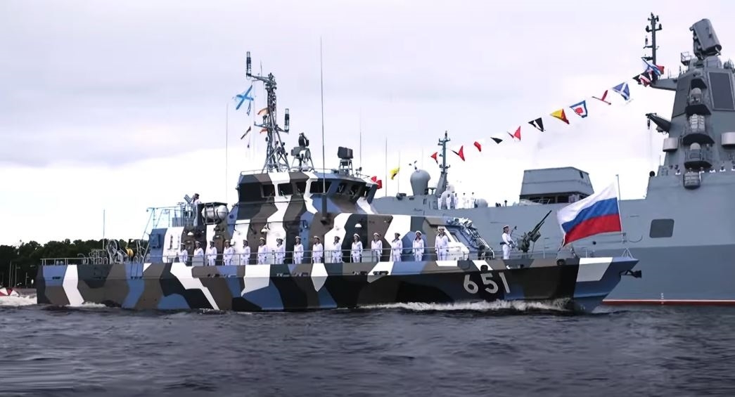 Международный военно-морской салон «Флот-2024» открывается в Кронштадте