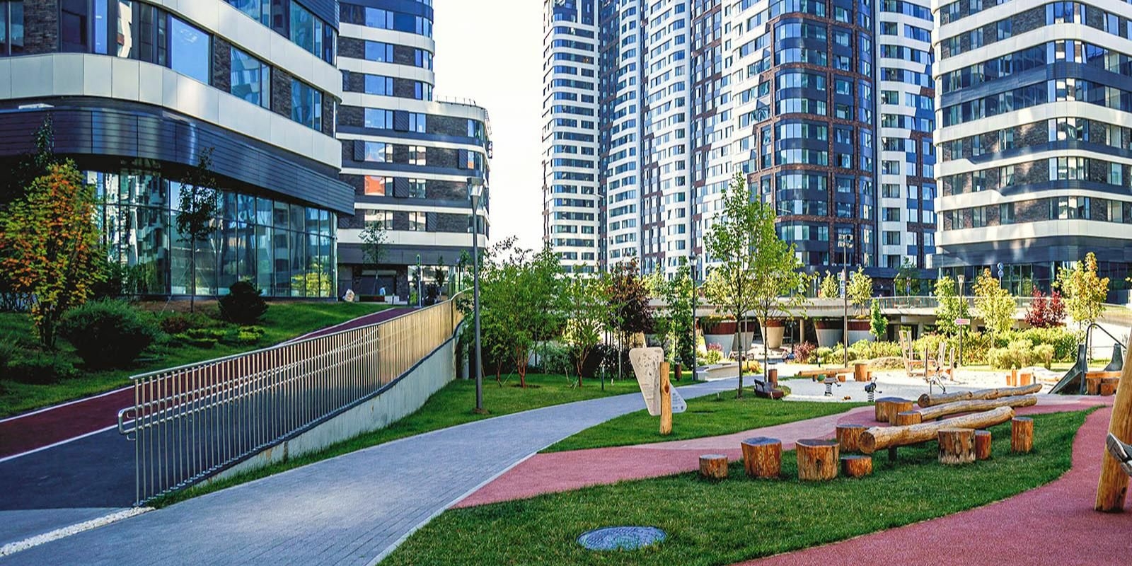 Инвесторы реализуют в ТиНАО четыре проекта КРТ