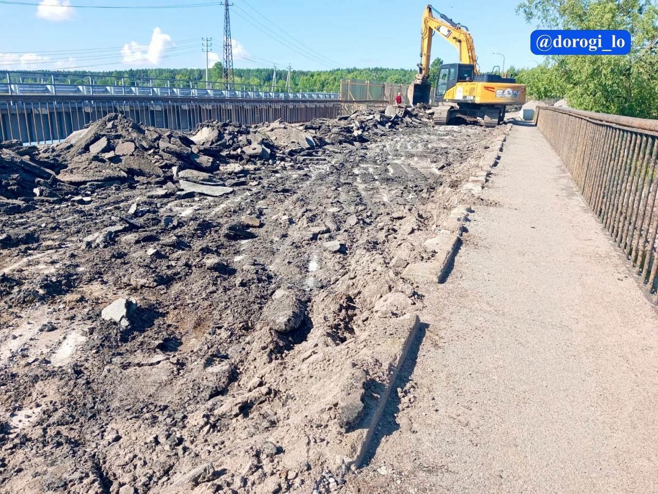 В Выборге разбирают старый мост в бухте Ховенлахти