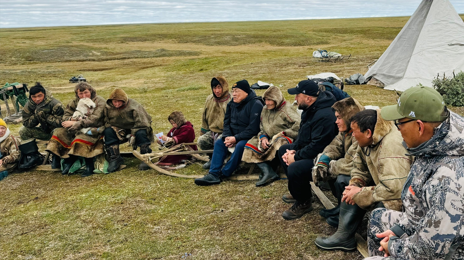 В ЯНАО на очной встрече обсудили проблемы кочевых племен