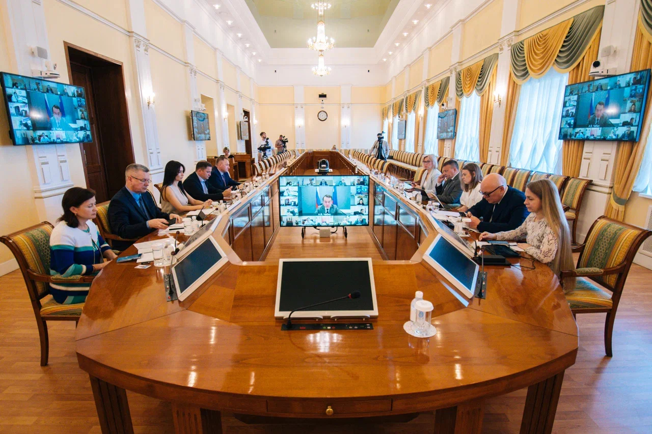 Чибис озвучил принятые решения по итогам рабочей поездки в Ловозерский район